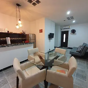 https://frida.quintano-roohotels.com